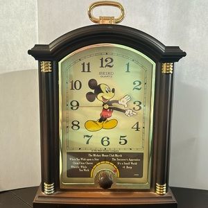 Vintage Disney Seiko Quartz Mickey Mouse Musical Alarm Clock - *READ*